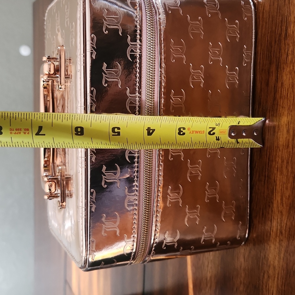 Juicy Couture Metallic Rose Gold Travel Cosmetic Case - Picture 13 of 16
